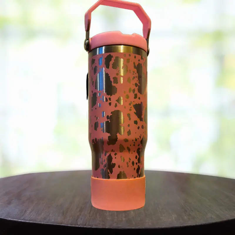 30 Oz Cowhide Texture Swing Handle Tumbler 1