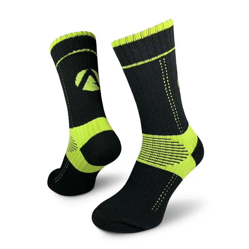 At3818 Lo Sock Xpert In Black And Lime 1