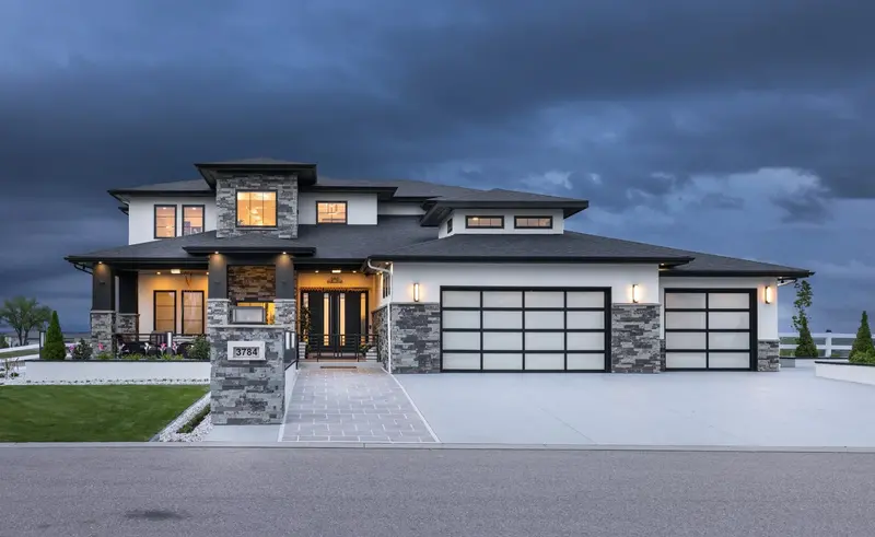 Grand 4,255-Sq-Ft Four-Bedroom Home With Walkout Basement And Extended Wraparound Porch 1