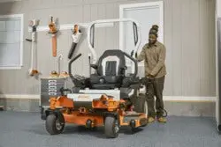 Stihl Rz 752 K 52-Inch Professional Zero-Turn Lawn Mower 1