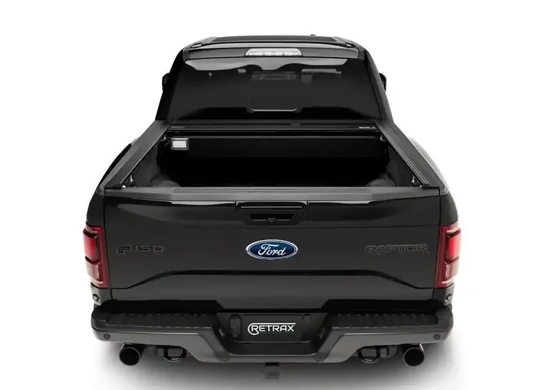 Retrax Pro Mx Powertrax Tonneau Cover For 2017–2023 Ford F-250/F-350 (6'10" Bed, No Stake Pocket) 1